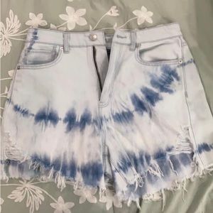 american eagle shorts size 6 NWT